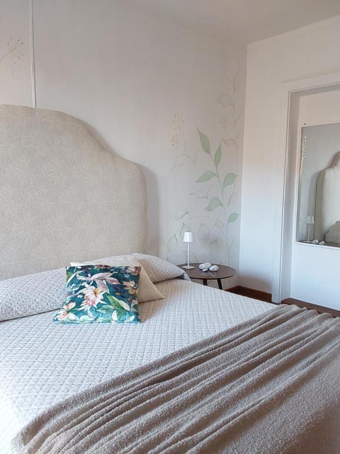 Casale Corte Cerro Casa Vacanze Malvarosa מראה חיצוני תמונה