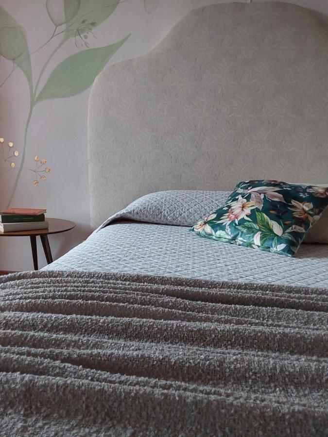 Casale Corte Cerro Casa Vacanze Malvarosa מראה חיצוני תמונה