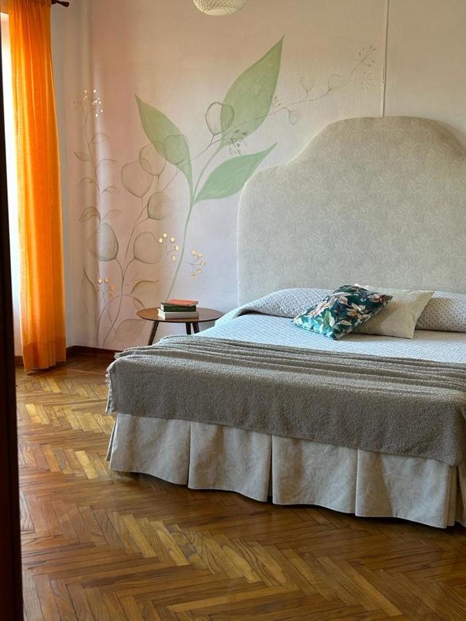 Casale Corte Cerro Casa Vacanze Malvarosa מראה חיצוני תמונה